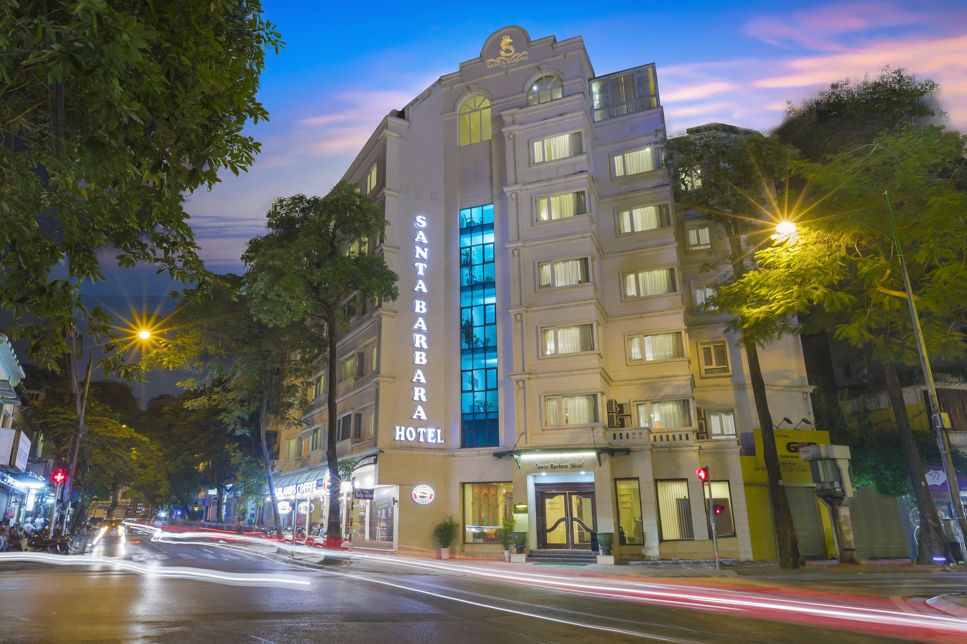 A25 Premium Hotel - 23 Quan Thanh — Photos 1